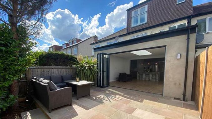 JS Designs (London) Ltd