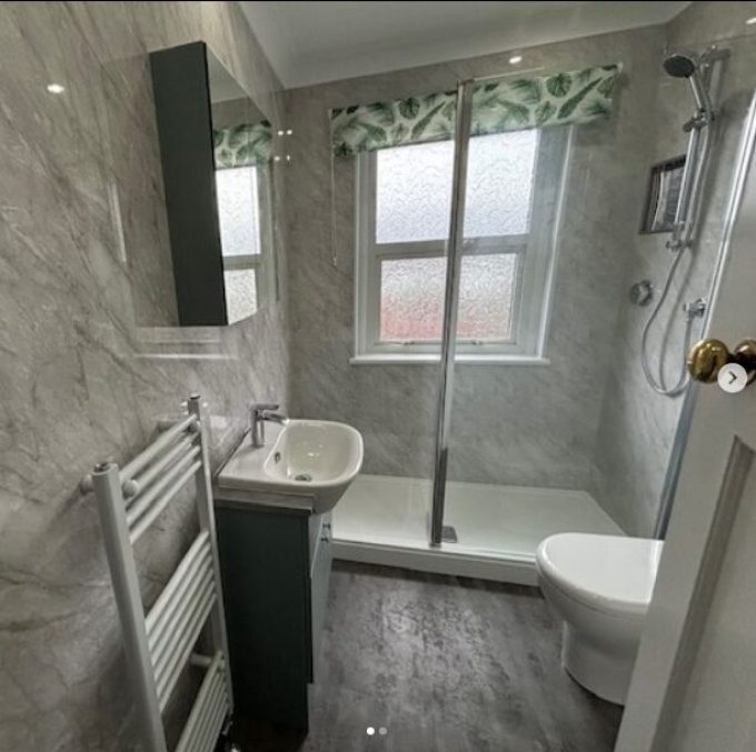 Elliott Kitchens & Bathrooms